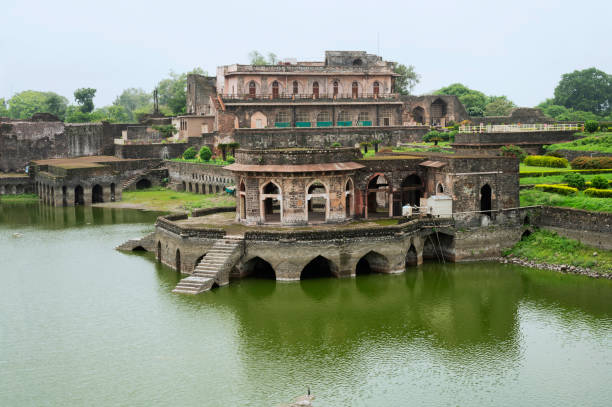 Indore To Mandu